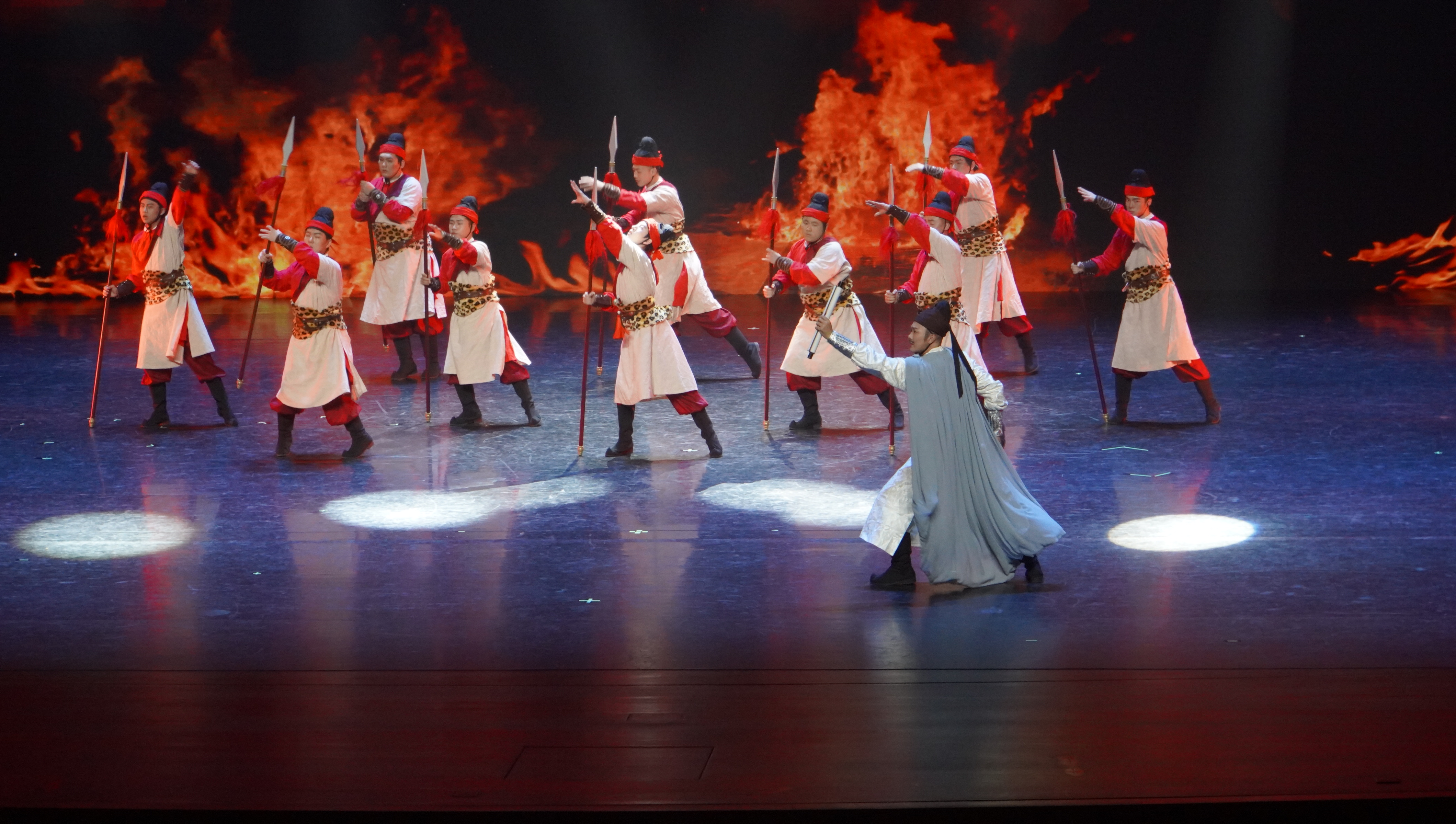 蘭州大學原創音樂劇《敦煌·星》在甘肅大劇院上演_fororder_演出現場1