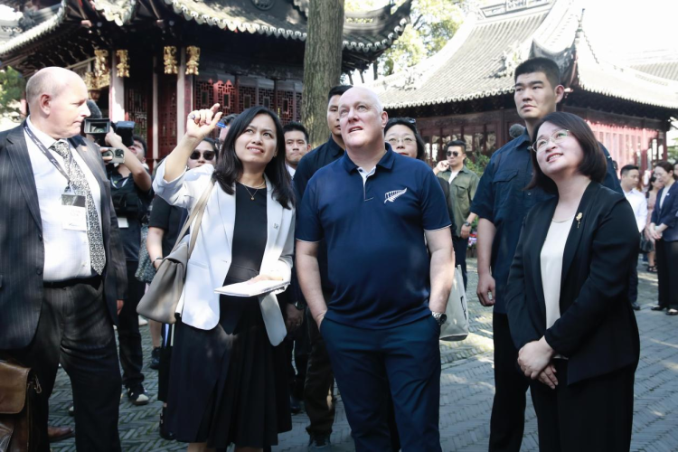 新西蘭總理上海行：經貿簽約、青年交流與“把好航向”_fororder_圖片4