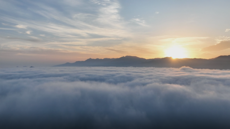 崀山丹霞映朝陽  遊人同唱賀國慶_fororder_1