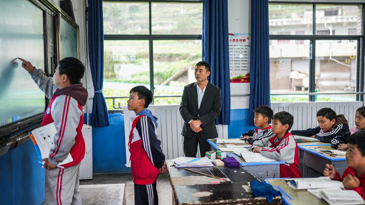 “孩子們成長得更好，是我們最大的心願”——以習近平同志為核心的黨中央關心少年兒童成長和少先隊工作紀實
