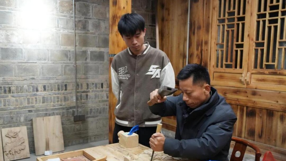 洞庭木雕，刀尖上的洞庭情