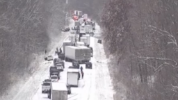 暴風雪席捲美國中西部 大量航班取消