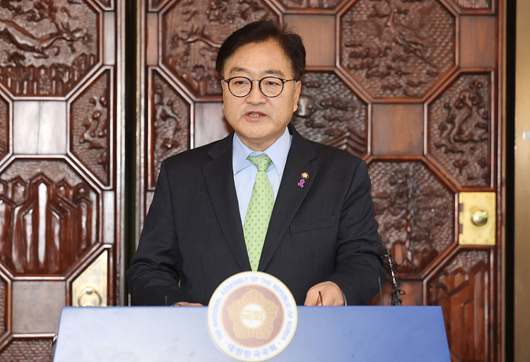 視頻丨發動內亂罪成立 一審被判無期 尹錫悅為何被從輕量刑