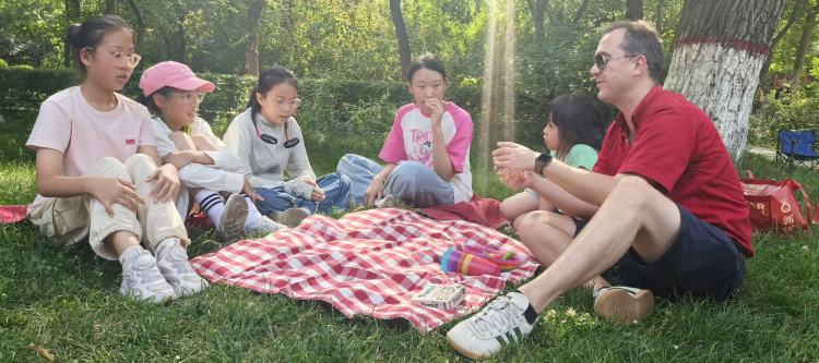 資訊有故事丨法國青年點讚魅力新疆：創業與生活的理想之地