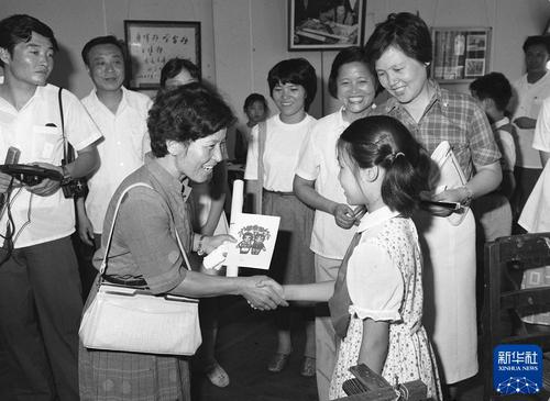 抗戰影像記憶丨戰地救孤：跨越時代的中日“父女”情