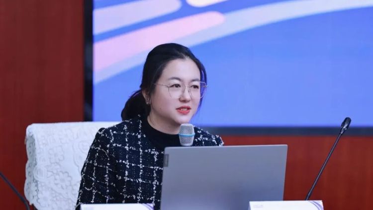 全國教育專家聚首康巴什，共論教育創新之道_fororder_微信圖片_2025-10-22_093527_570