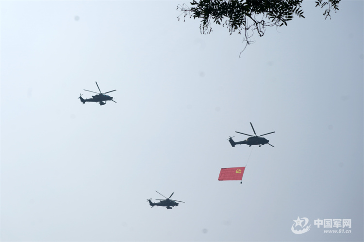 我在閱兵現場｜空中梯隊，致敬勝利_fororder_1