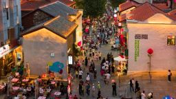 假期第六天，湖南客流1550余萬人次