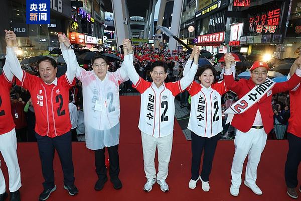 在野黨總統候選人李在明來勢洶洶 韓執政黨能否“尹”退為進？