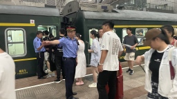 郭晶寶：從衛生兵到列車長，建軍節前憶初心