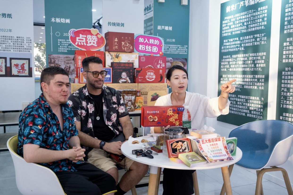 International Youth Sports Study Camp Ecological Ninghe: Livestreaming Local Produce with Great Success_fororder_圖片13