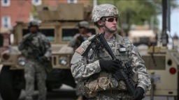 數百美軍士兵從卡塔爾空軍基地撤離_fororder_588f660e337544c8a7ae14e8ab833fff