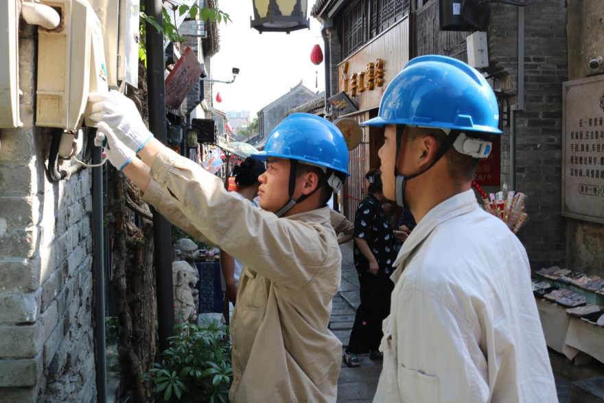 State Grid Huai'an Power Supply Company: Electricity Revitalizes Intangible Cultural Heritage, Warming the Hearts of Foreigners This Mid-Autumn_fororder_圖片11