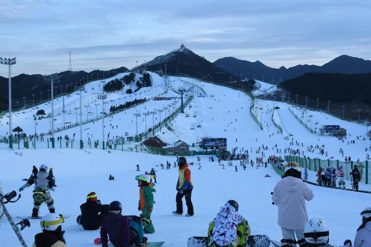 全球媒體聚焦 | 美媒： 中國“雪假”推動冬季旅遊熱潮_fororder_2