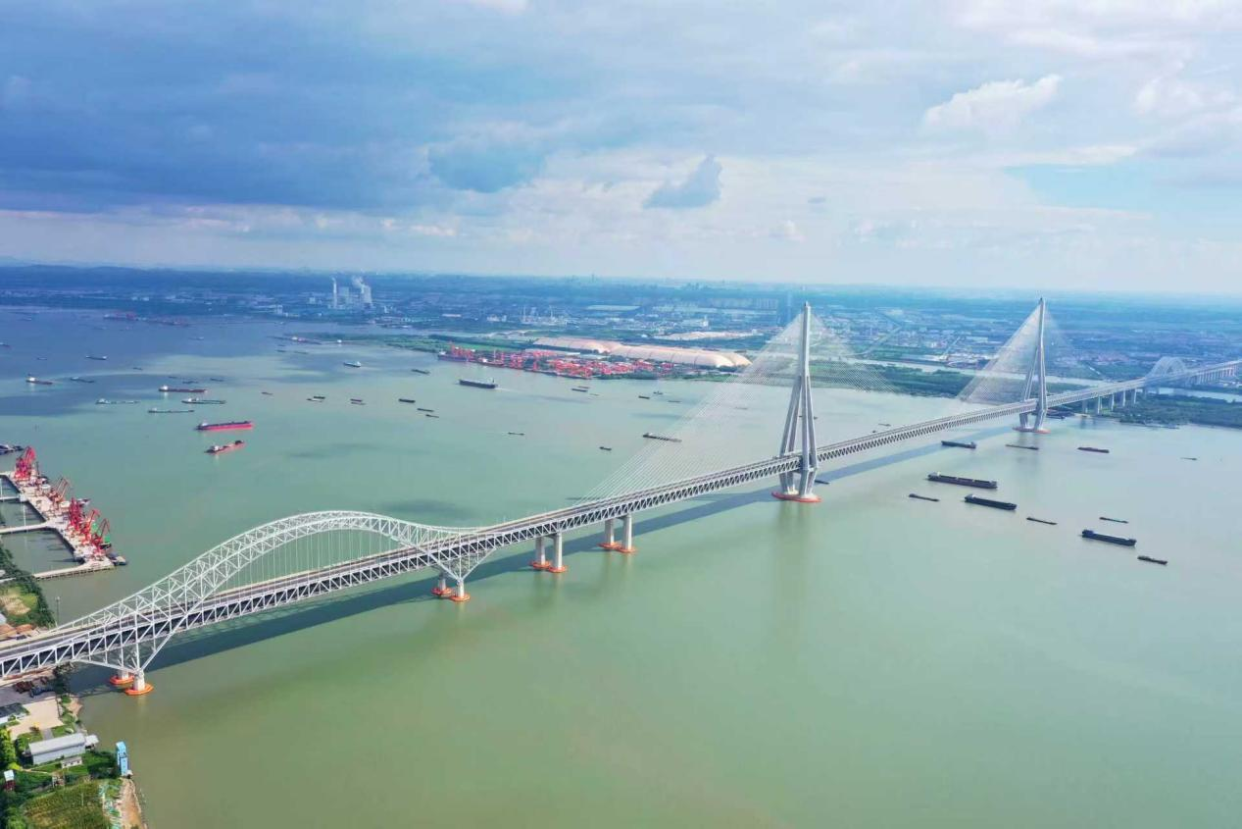 The Changtai Yangtze River Bridge, the World’s Longest-Span Cable-Stayed Bridge, Officially Opens to Traffic_fororder_圖片1