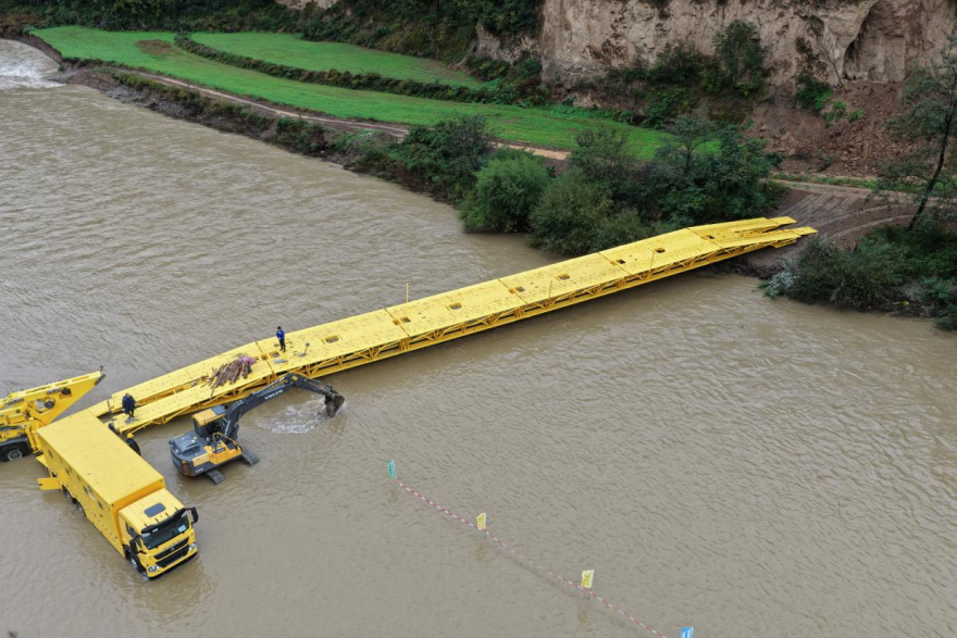 State Grid Shaanxi Electric Power Company Limited Successfully Erects Large-Span Mechanized Bridge to Ensure Steady Progress of the ''Gansu-to-Zhejiang Power Transmission” Project_fororder_圖片2