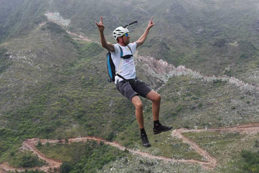International Athletes Witness Guizhou's Bridge-Tourism 3.0 Upgrade_fororder_圖片5