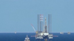 視頻丨美以襲擊伊朗擾動能源市場 霍爾木茲海峽或成油價“生死線”