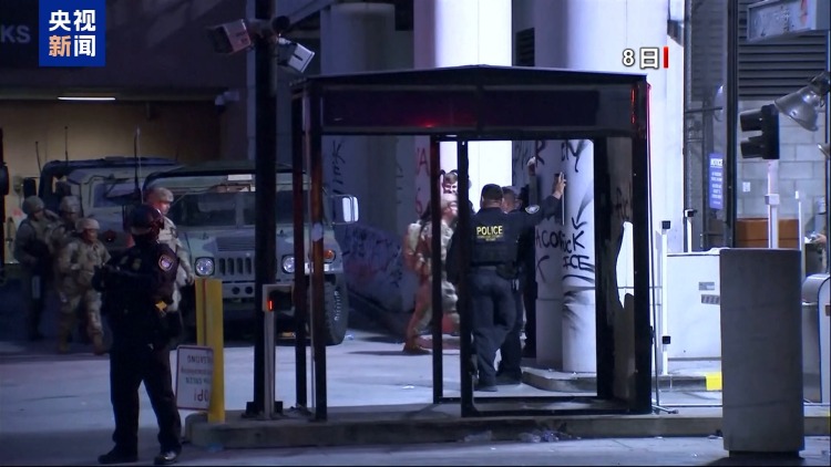 洛杉磯驚現新兵種 兩大因素引爆加州“內戰”升級