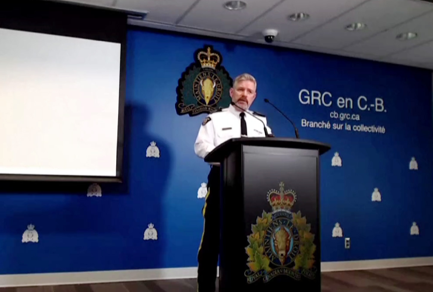 加拿大警方更正校園槍擊案死亡人數 總理卡尼稱槍擊案空前殘酷