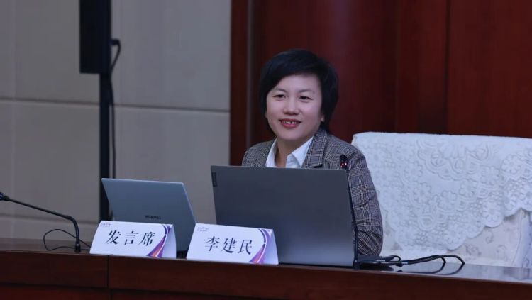 全國教育專家聚首康巴什，共論教育創新之道_fororder_微信圖片_2025-10-22_093532_589