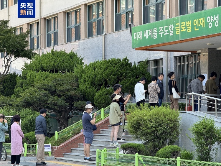 出口民調顯示李在明將以壓倒性優勢贏得韓國大選