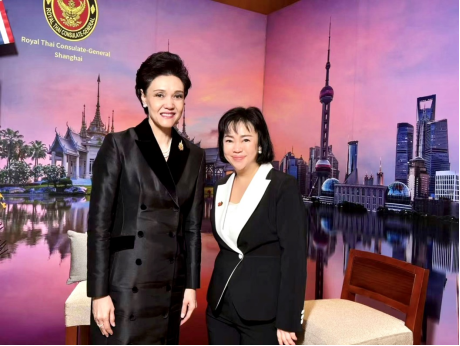 泰國商業部部長：泰方願與中方攜手推動地區可持續繁榮_fororder_泰國商業部部長：泰方願與中方攜手推動地區可持續繁榮(1)101