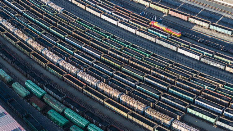 增強必勝信心 贏得戰略主動——黨的二十屆四中全會錨定中國式現代化發展新目標