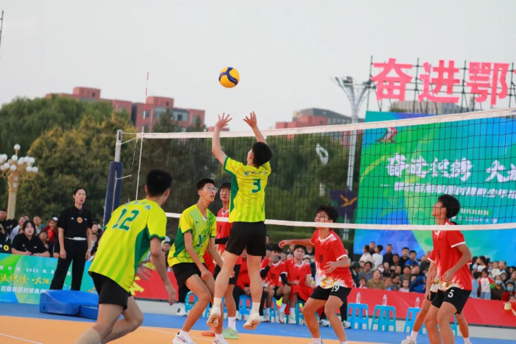 “奮進織繡 大地豐收”鄂爾多斯草原村排青少年排球邀請賽激情開賽_fororder_圖片3