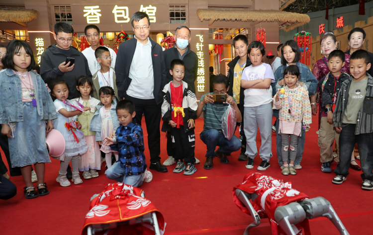 香約慶陽｜“香香的寶寶”成熱詞 慶陽香包民俗文化節何以出圈_fororder_3a16c809df2c80a175ad5474a1f7194