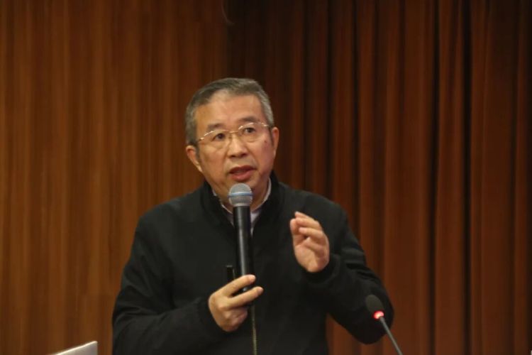 全國教育專家聚首康巴什，共論教育創新之道_fororder_微信圖片_2025-10-22_093550_938