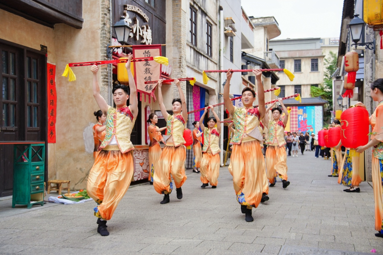 30-Day Folk Carnival: Shenzhen’s Guanlan Ancient Market Revitalizes a Century-Old Hub with Fresh Energy_fororder_圖片2
