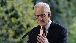 挪威首相：反對美加徵關稅 支持丹麥在格陵蘭島問題上立場_fororder_3825e83d67c941d9b59a60cacf950172