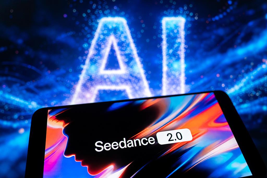 全球媒體聚焦 | 英媒:中國AI企業對用戶和開發者“更友好”_fororder_2