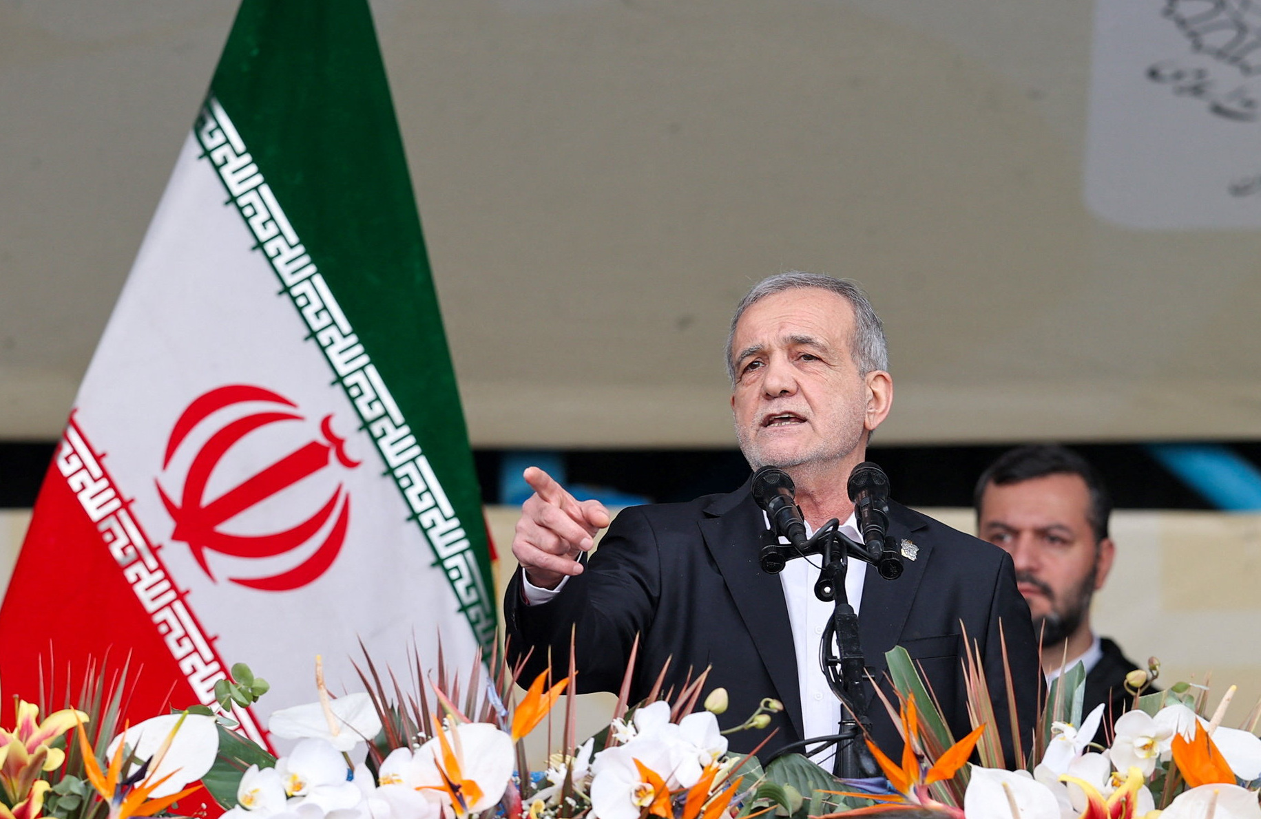 美軍在中東集結擺出作戰姿態 伊朗總統表示不會屈服於霸淩和脅迫