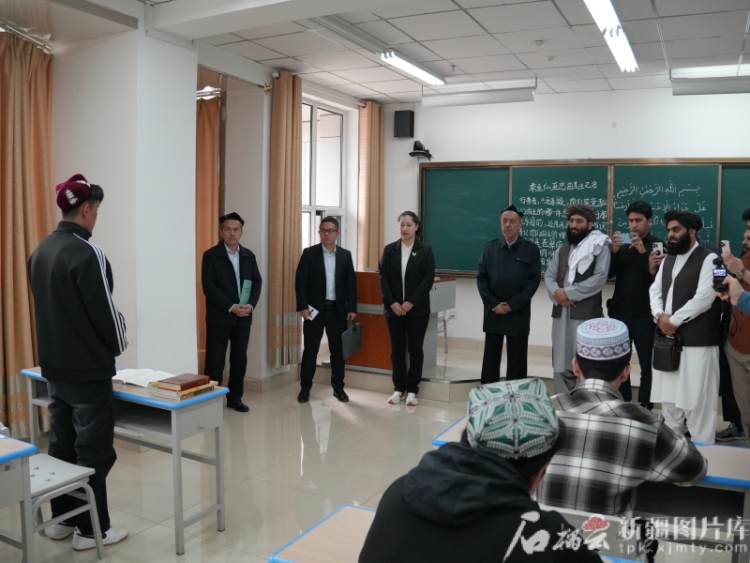 “新疆很現代化，和西方媒體報道的完全不一樣”——阿富汗主流媒體訪華團參訪新疆