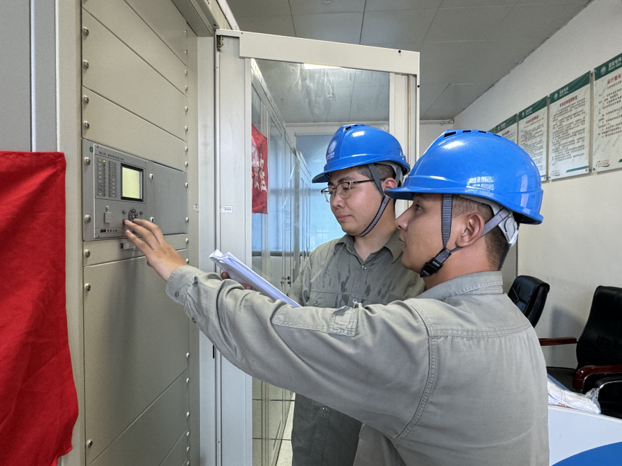 State Grid Shennongjia Fortifies Power Grid for Peak Tourist Season_fororder_圖片1