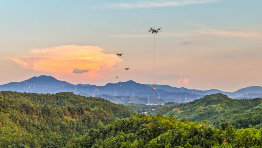 Aerial Transport Team Powers Green Construction_fororder_圖片8
