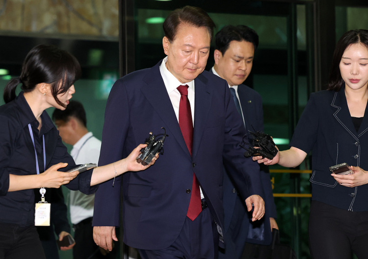韓國法院裁定繼續羈押尹錫悅