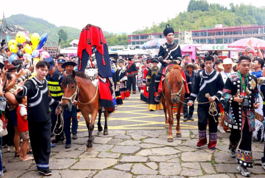 2025 Guizhou Yeyuhai·Haiping Yi Torch Festival Season in Full Swing_fororder_圖片9