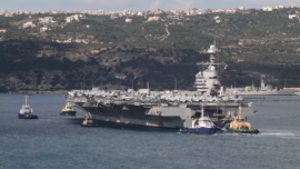 美“福特”號航母抵達希臘克裏特島蘇達灣