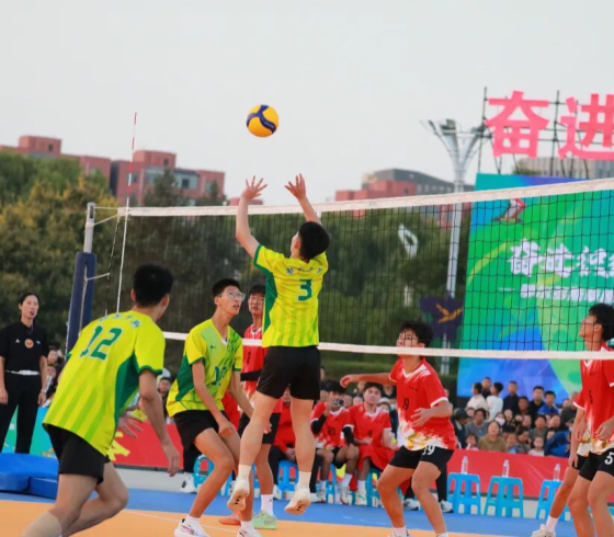 “奮進織繡 大地豐收”鄂爾多斯草原村排青少年排球邀請賽激情開賽