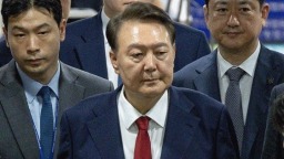 再被捕後首次傳喚調查 尹錫悅以“健康原因”拒絕出席_fororder_e5c8984145274a19bbd096fd0a90c96b