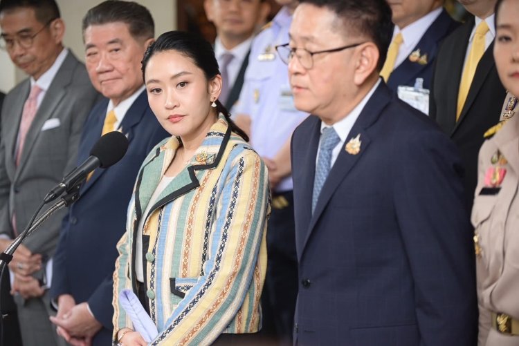 泰國國家反腐敗委員會將對佩通坦爭議通話展開調查