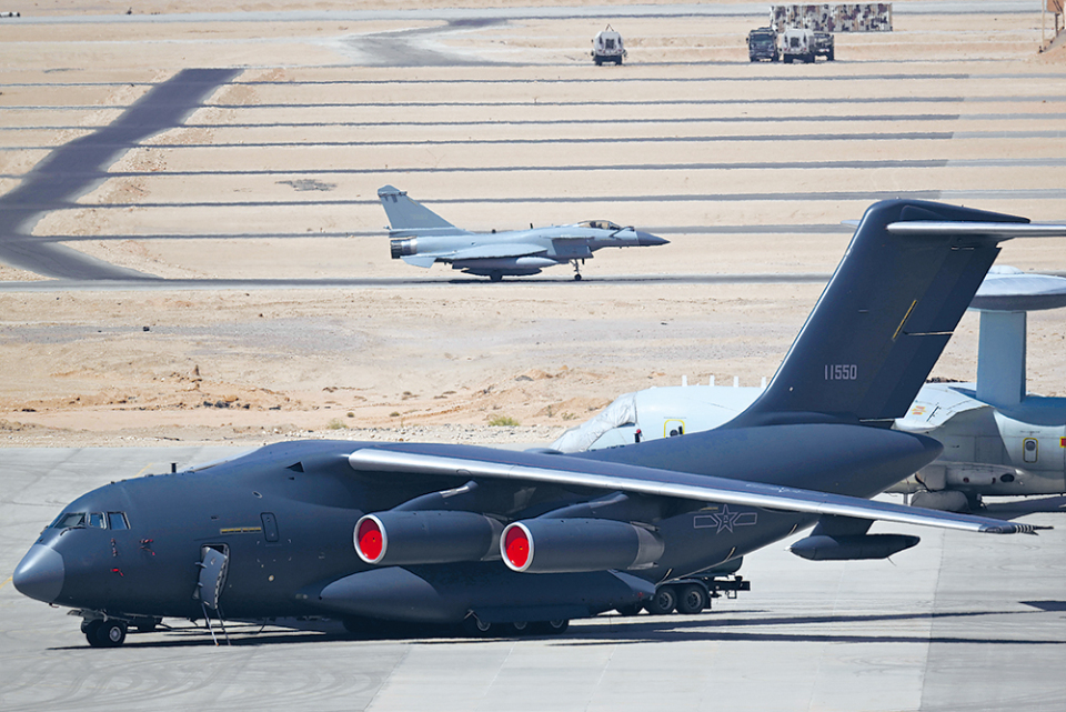 中埃兩國空軍首次聯合訓練回眸——藍天礪劍為和平_fororder_1