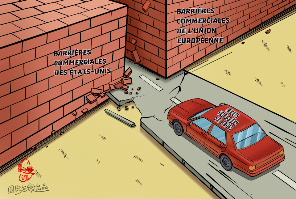 【Actualité en caricatures】Double coup_fororder_雙重夾擊(法）