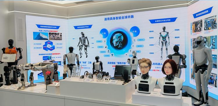 時政微觀察丨從開局之年首次地方考察，讀懂“科技自立自強”的深意