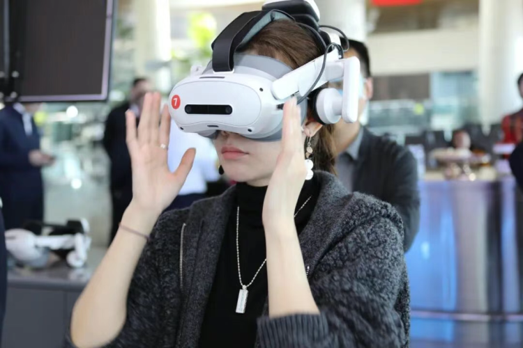 航旅新體驗——內蒙古電影集團“XR未來影院”落地伊金霍洛機場_fororder_31cda00a49138258f489dca46a41016c