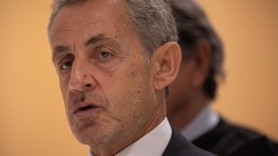 法國前總統薩科齊坐牢配“保鏢” 獄管人員：聞所未聞_fororder_2025102306735a6c977a4e70aa19461c7e0f3a23_cfd95232320b4ceea1356fadc5e6c8fa.JPG