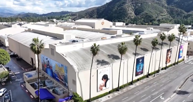 華納兄弟將“易主” 美國傳媒業將迎重大整合